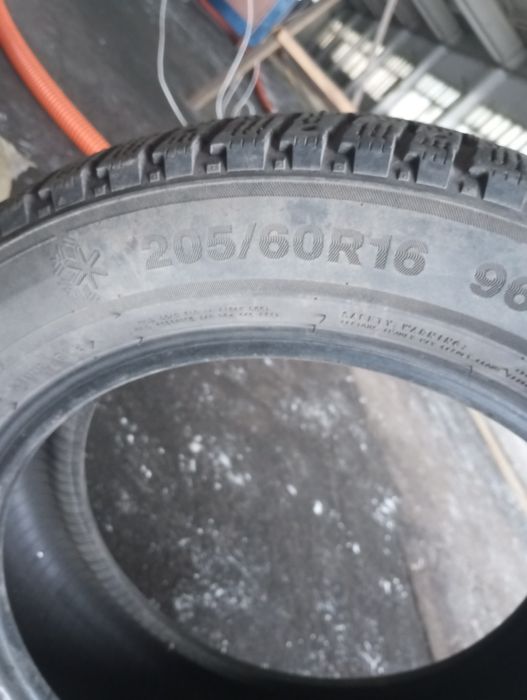 Продам бу резину.