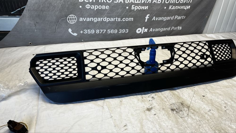 Jeep Compass 2 17- предна решетка