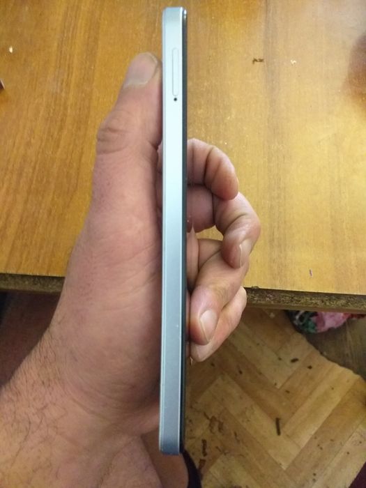 Продам смартфон  TECHNO  SPARK  Go 2024.  Возможна доставка  !