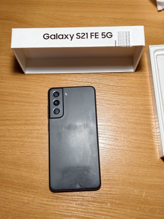 Samsung galaxy S21 FE 8/256
