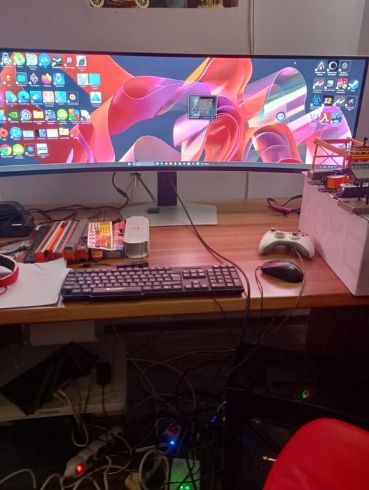 Samsung Odyssey G9 OLED 49 5k 144 Hertz curve