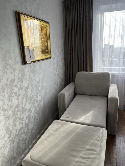 Продам диван в отличном состояний