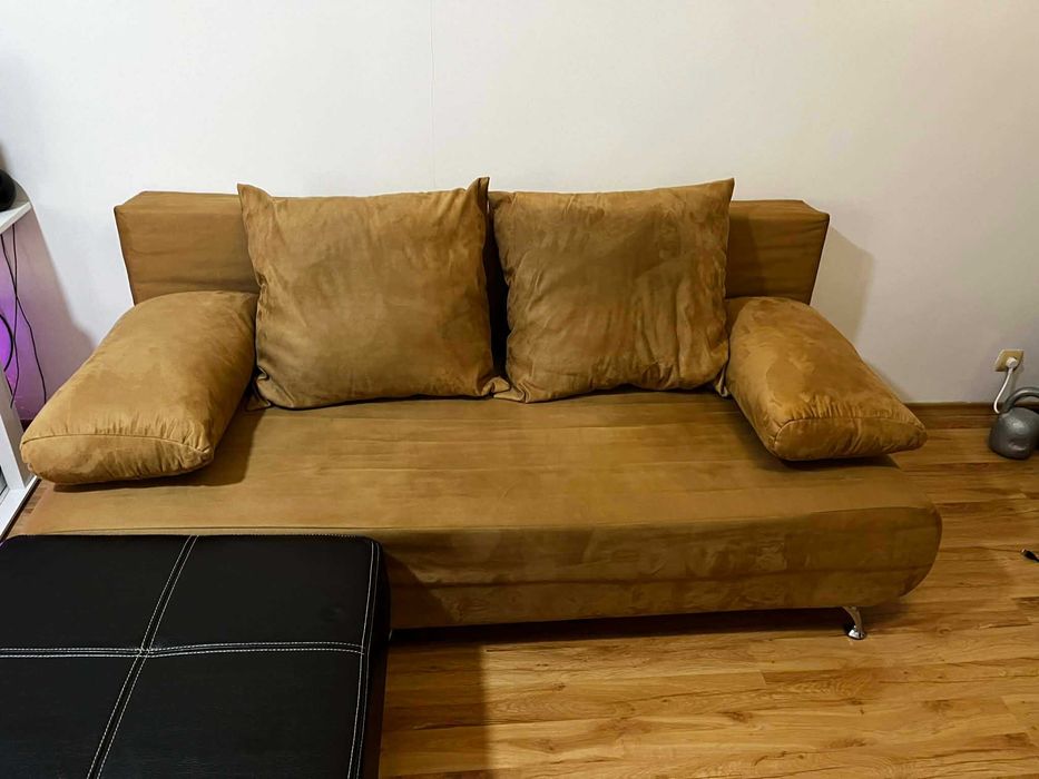 Разтегаем диван с място за съхранение