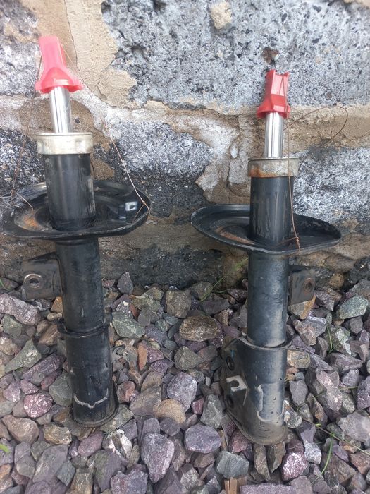 Стойки лада ВЕСТА.