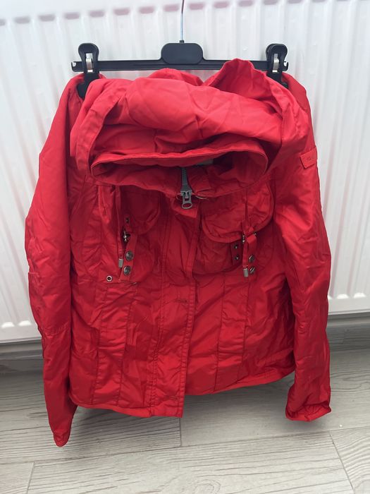 geaca de fas cu gluga