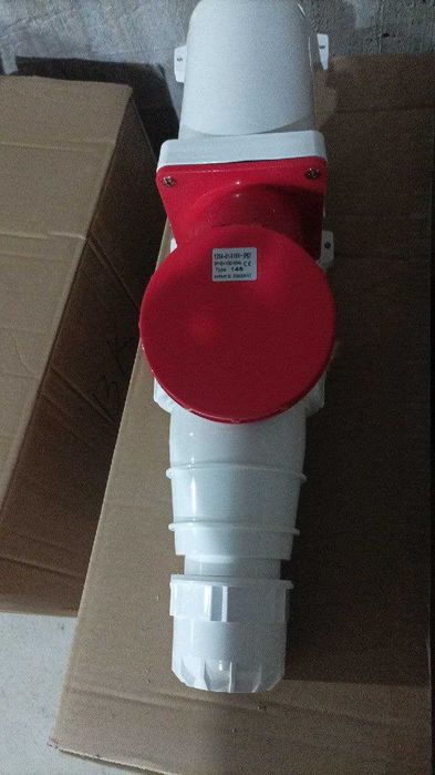 розетка вилка 125А