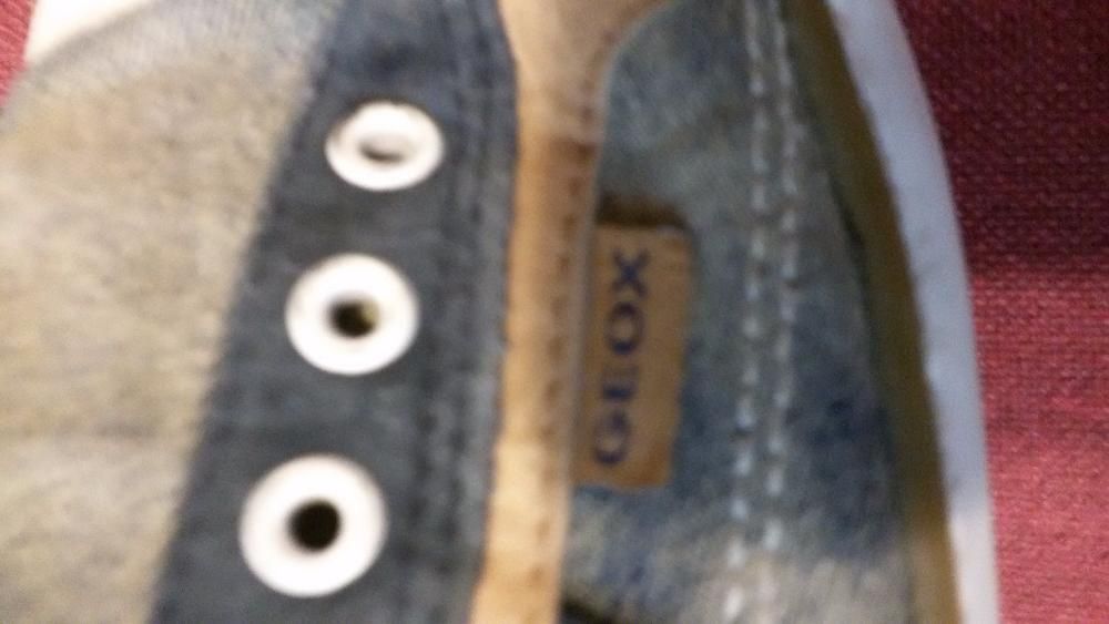 Продавам дишащи дамски гуменки Геокс / GEOX