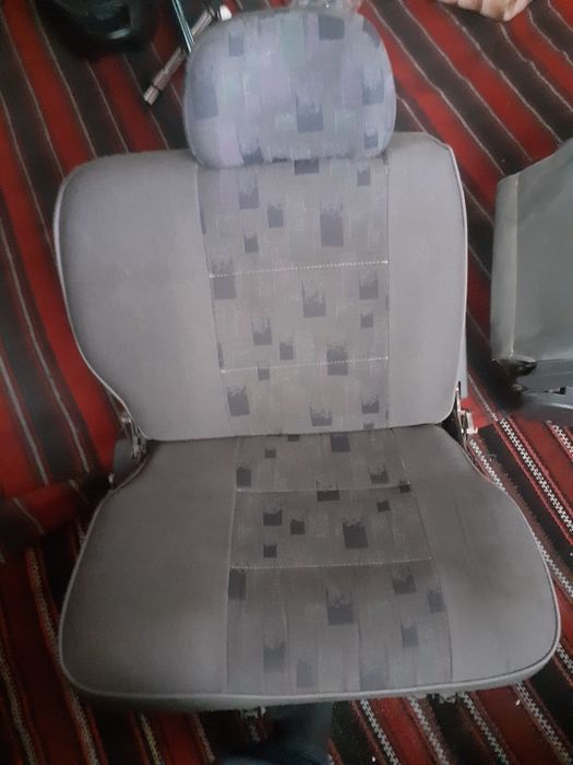 Eshiklar toza kraskasi yoq