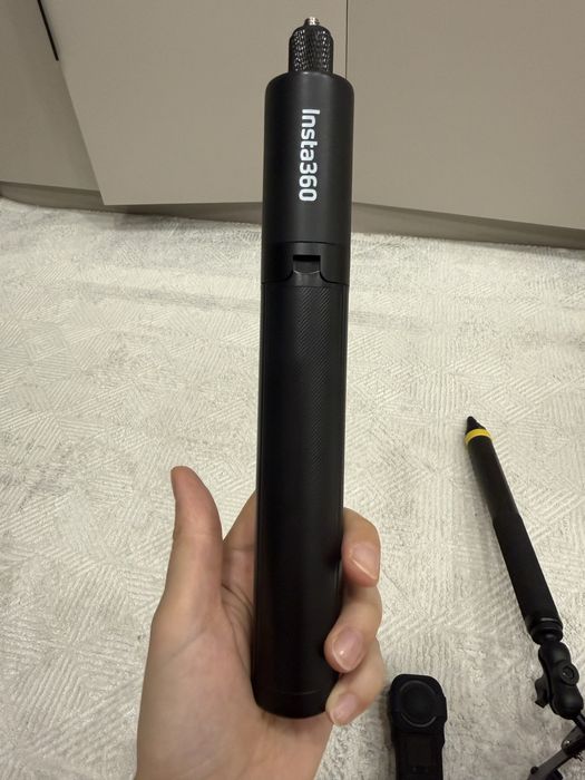 экшн камера Insta360 + селфи палка + набор