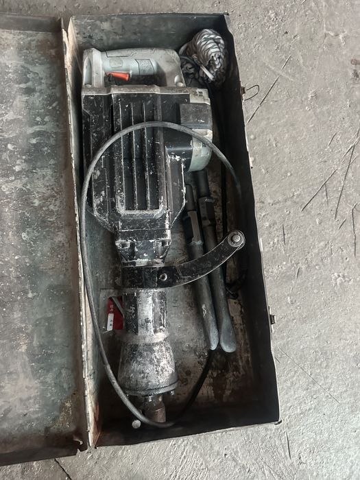 Adboynik sotiladi bu 17 kg