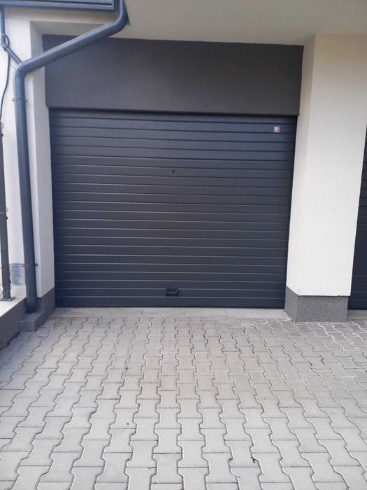 ДВОЕН ГАРАЖ под наем за 2 коли в кв. Карпузица, от Собственик