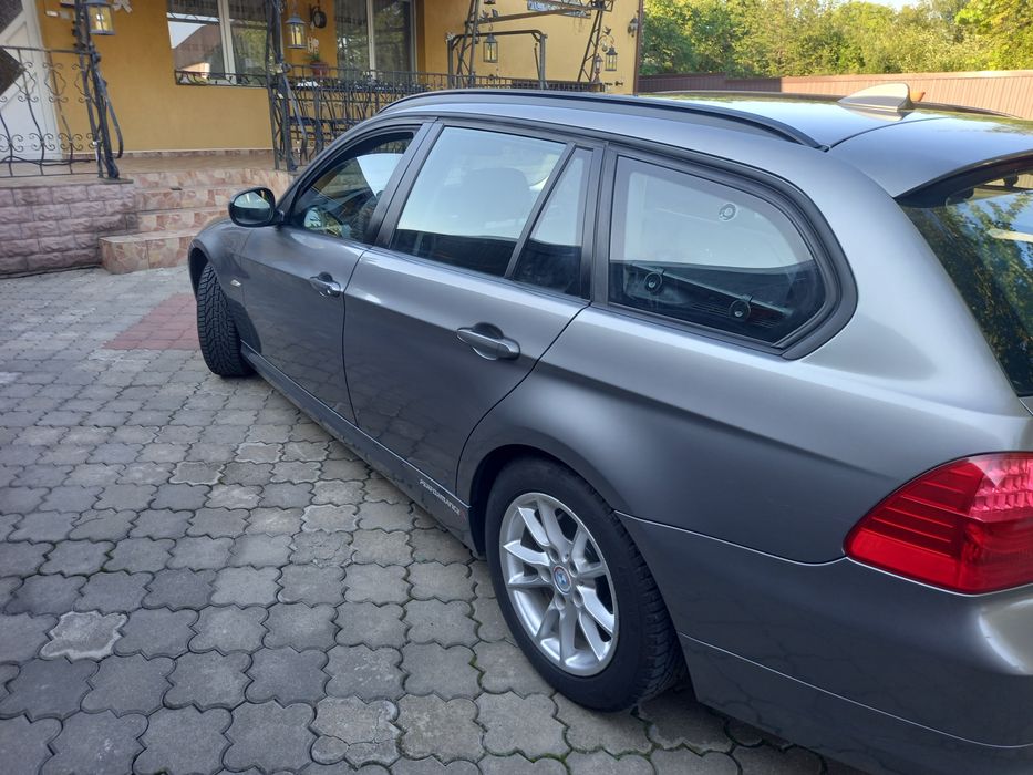 Vând BMW seria 3