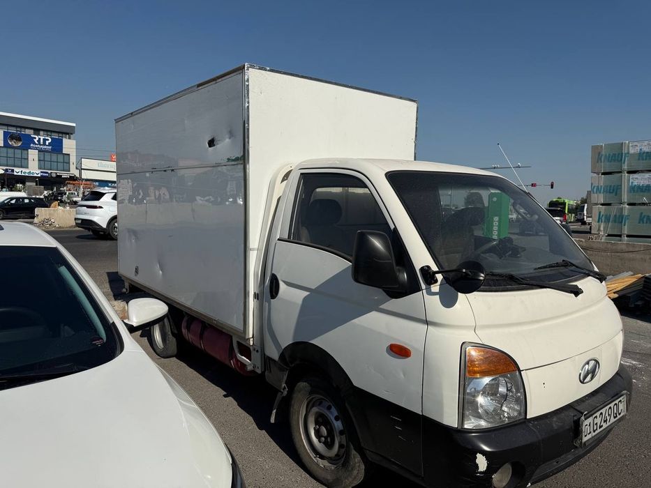 Xundai porter yili 2009 Metanda narxi 9000 $ kelishiladi
