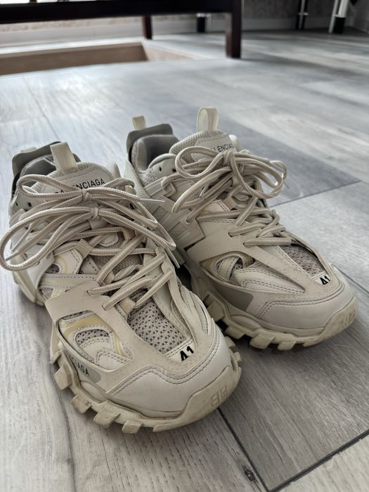 Balenciaga Track