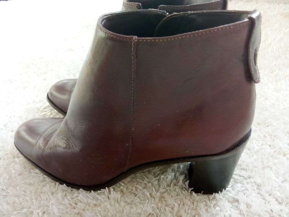 Италиански ботуши 38- 30 евро.