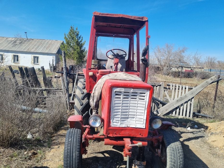 Продам 2 трактора