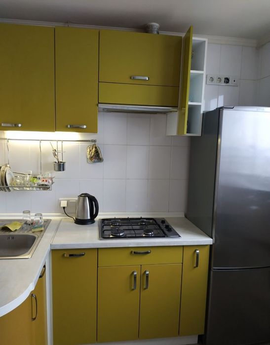 1 комнатная  Назарбаева 187