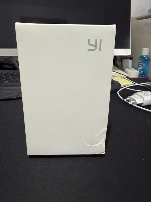 Видеорегистратор xiaomi yi