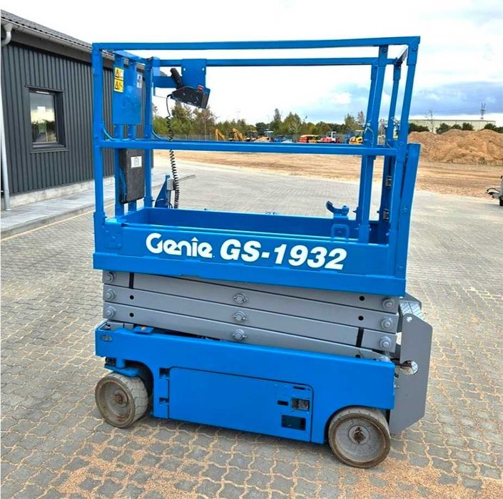 Inchiriere Nacele electrica 6-10m inaltime de lucru
