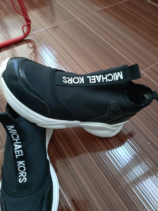 Обувки тип чорап Michael kors
