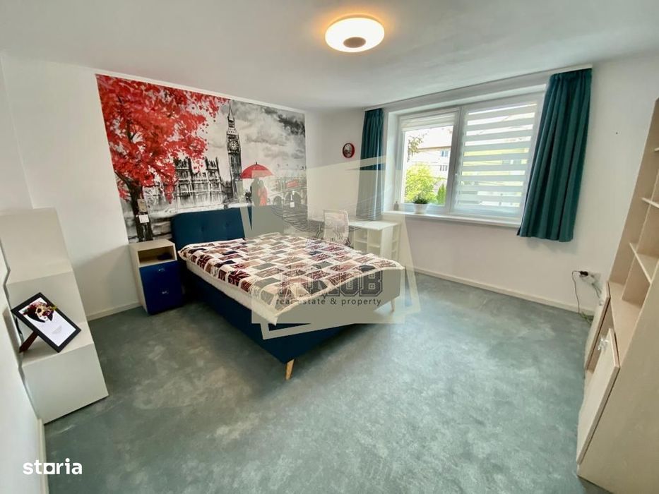Casa cu 4 camere 3 bai 2 terase si teren 450 mp in zona Parcul Sub Ari