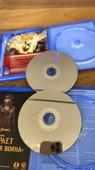 Mortal Kombat 11 и It takes Two