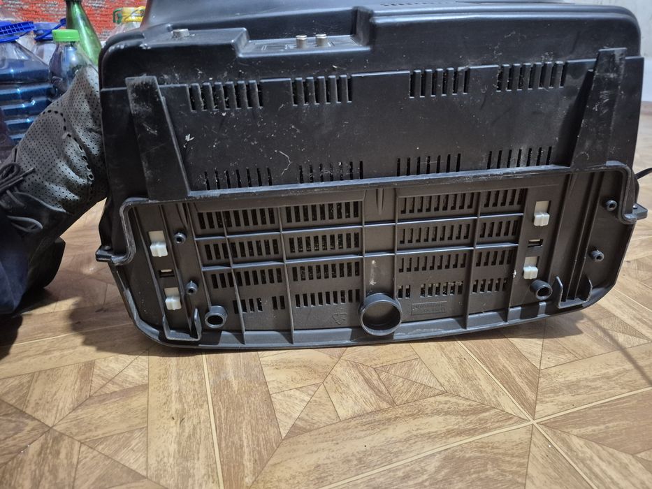 Телевизор LG CF-20F30K
