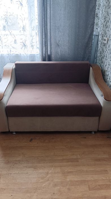 Продам диванчик новый