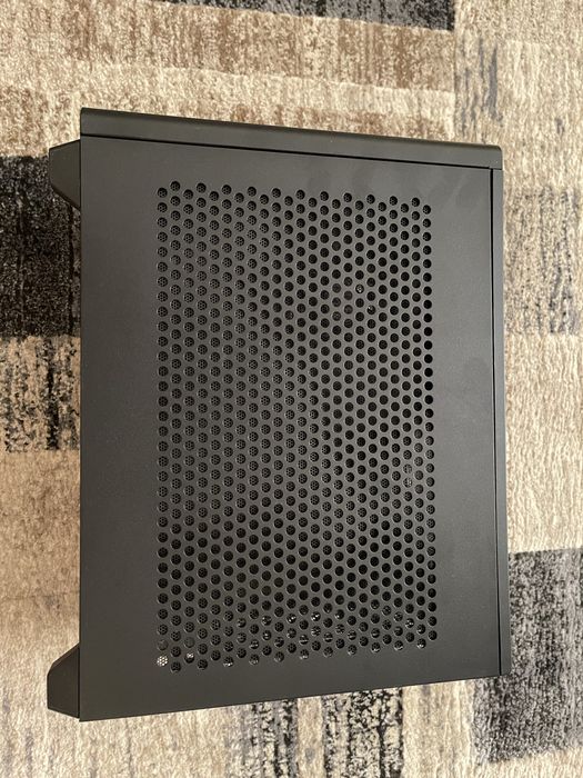 Продам корпус Cooler Master NR200 + БП