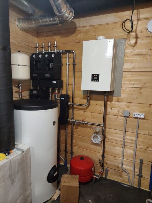 Сантехник  24.7 .