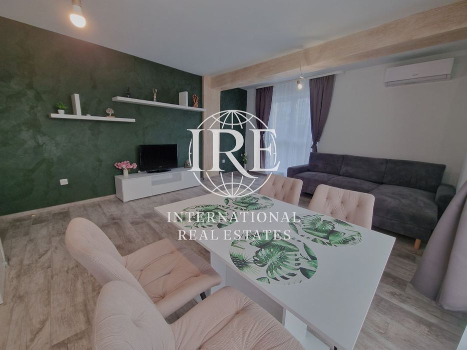 Дава се под наем Четиристаен апартамент в Варна, Левски - 151 кв.м за 1200 € - Снимка #12