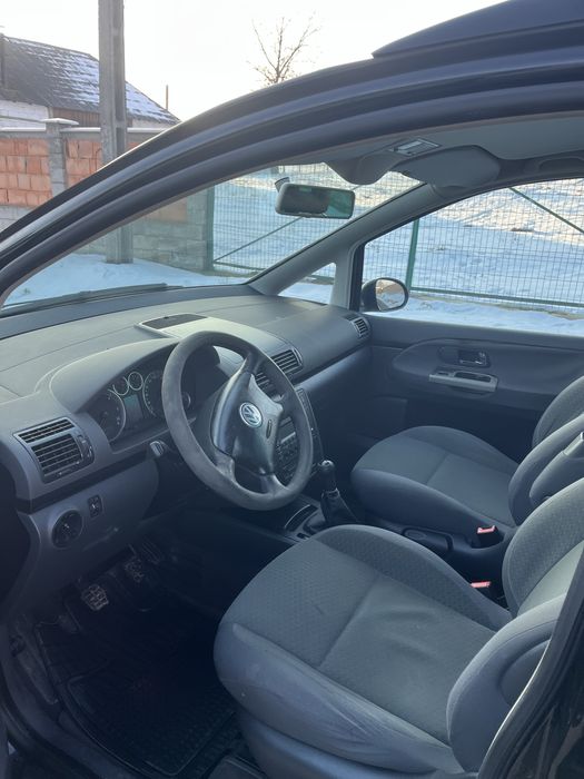 Vand volkswagen sharan 1.9 tdi