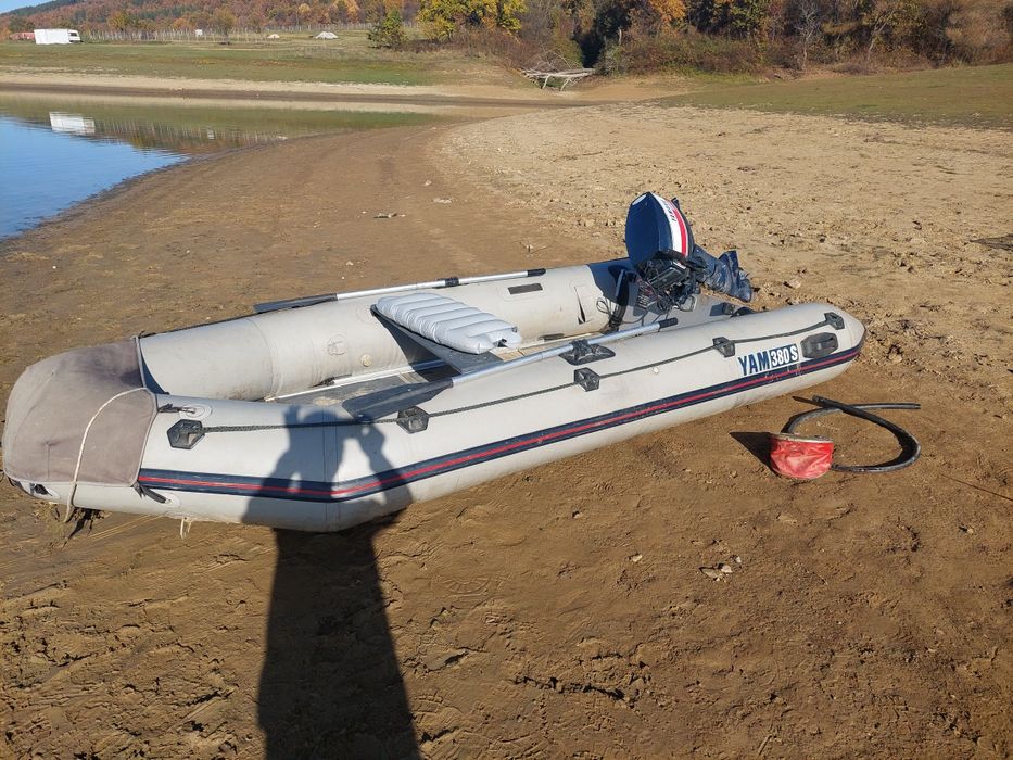 Лодка ямаха 380S
