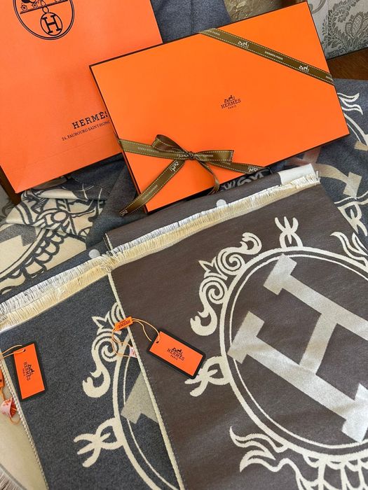 Палантин  ,шарфы , платки