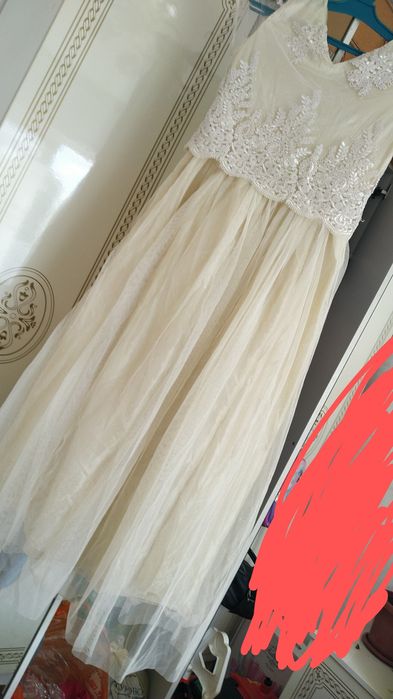 Продам платье за вкусную цену