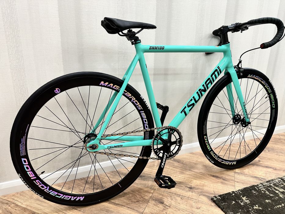 TSUNAMI SNM100 Fixed gear Новый