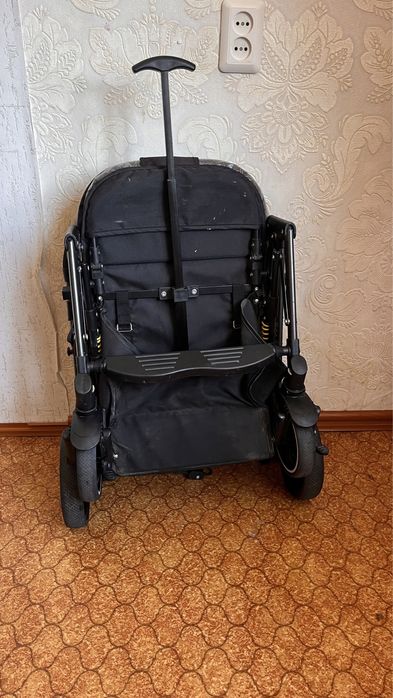 Продам коляску зима лета прогулочная
