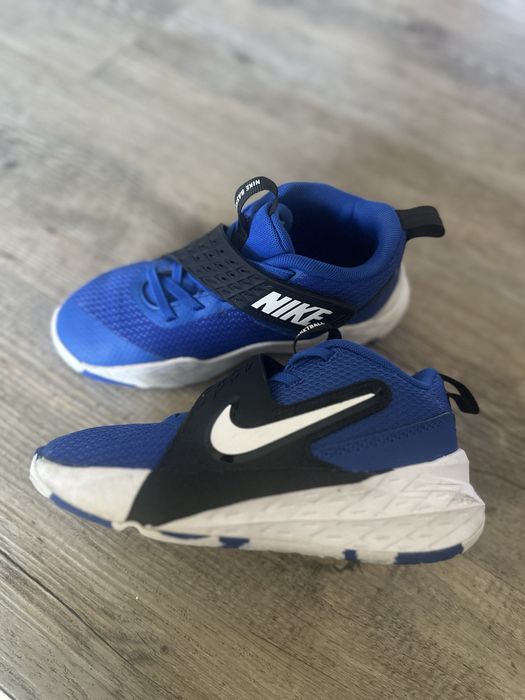 Nike високи обувки