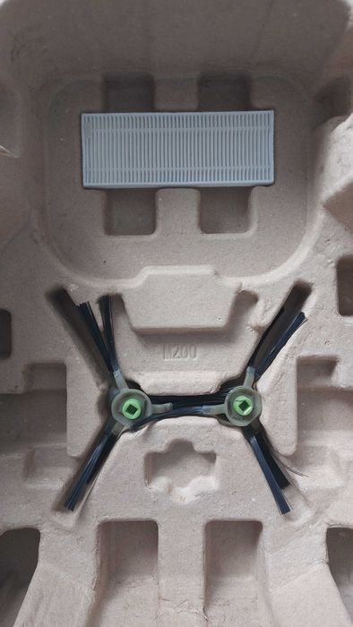 Vând aspirator robot OKP K2 – stare excelentă, folosit foarte rar