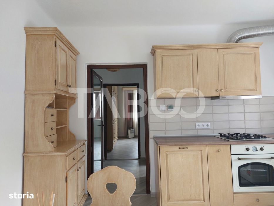 Casa 58 mp cu gradina 300 mp pet friendly central Cisnadioara