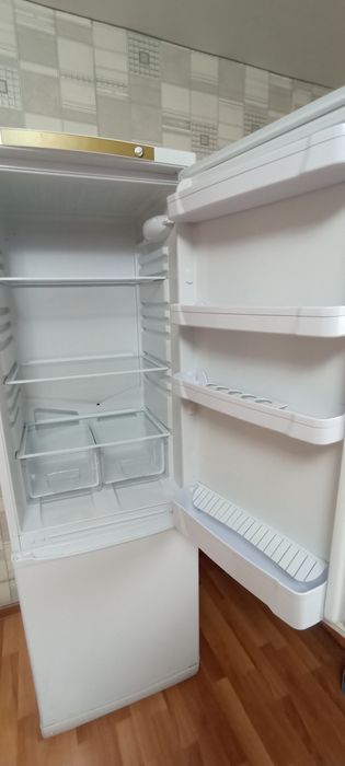 Продам холодильник