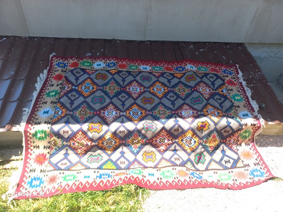 Стар Чипровски килим