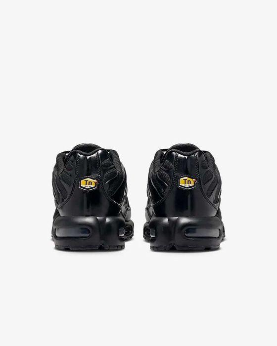 Nike TN Air Max Plus Triple Black /  Outlet