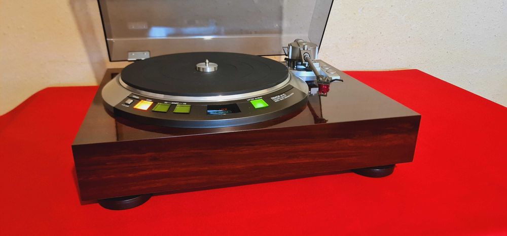 Denon DP-57L Servo-Controlled Direct-Drive Turntable