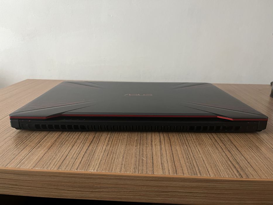 ASUS TUF Gaming FX504