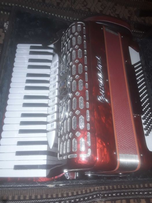 vand acordeon guerrini original cu piccolo
