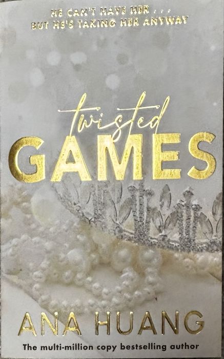 Книги - Колийн Хувър / Анна Хуанг