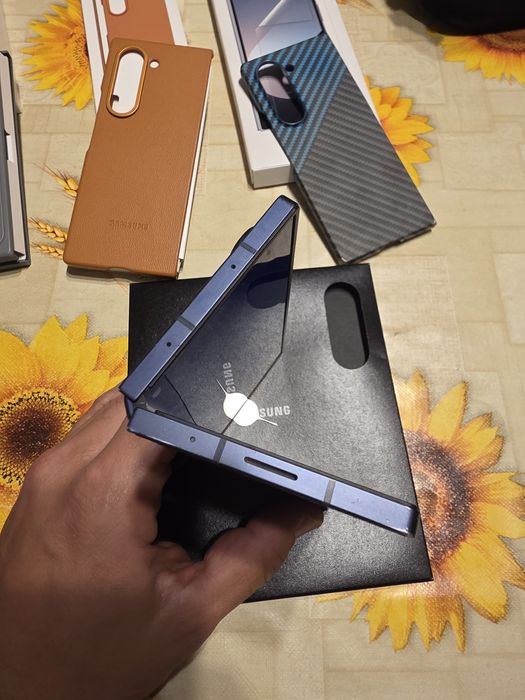 Samsung Galaxy Z Fold 6 256GB Гаранция