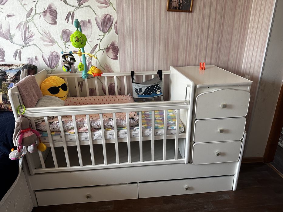 Продам кроватку