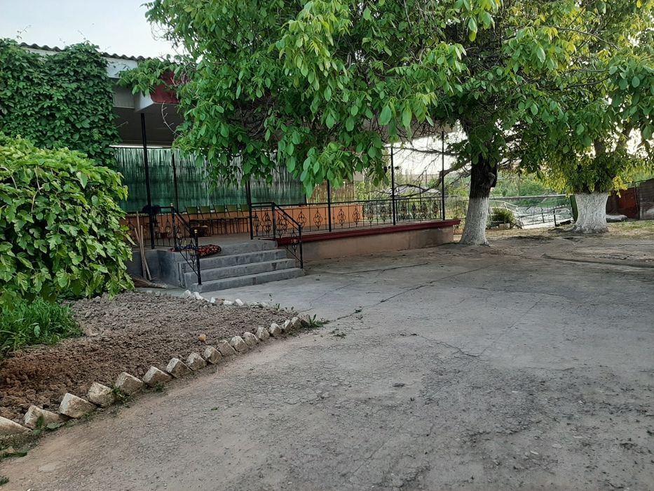 Продается дом возле канала Бостанликский район, Азадбаш